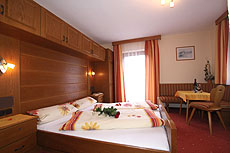 Our rooms are all furnished with shower/WC and balcony.